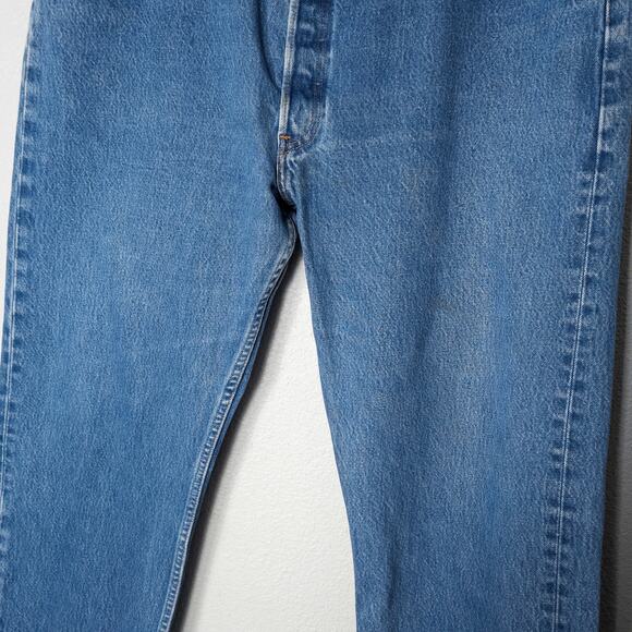 Levi’s Men’s Jeans 501 Vintage Button Fly Classic Straight Leg 100% Cotton 42x30 - Picture 4 of 12